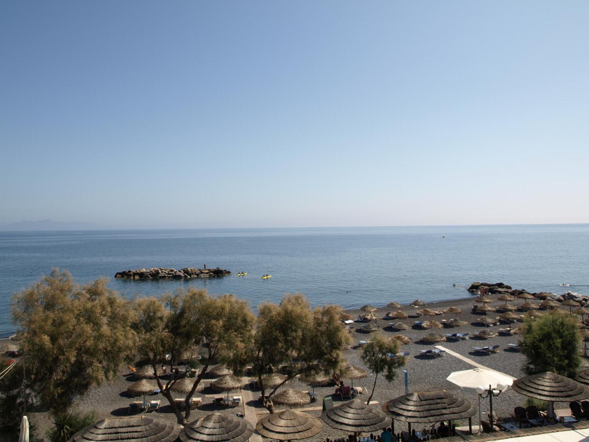 Levante Beach Hotel Kamári Esterno foto