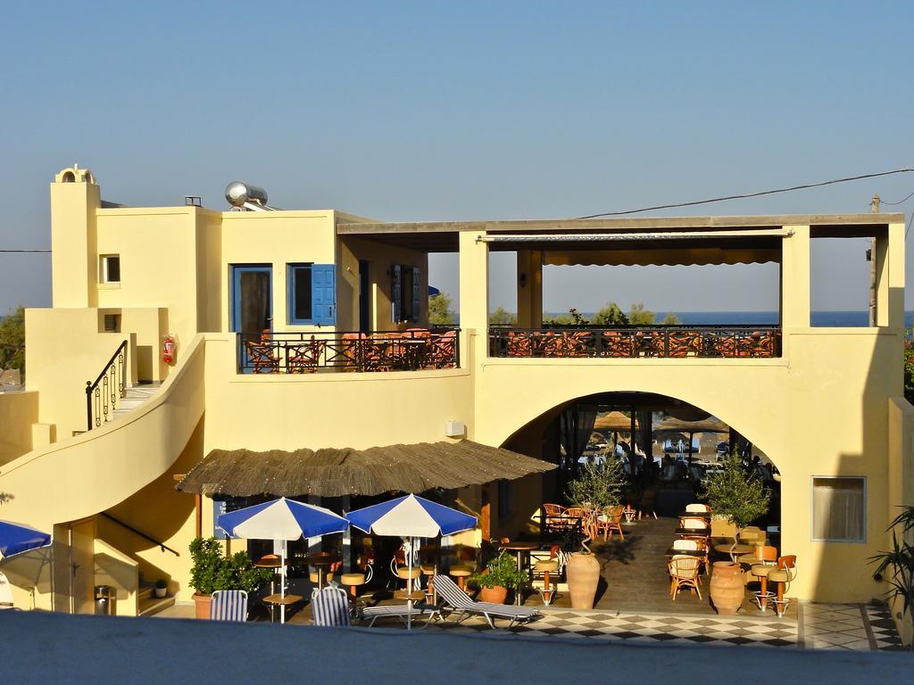 Levante Beach Hotel Kamári Esterno foto