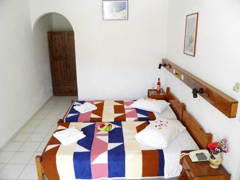 Levante Beach Hotel Kamári Esterno foto