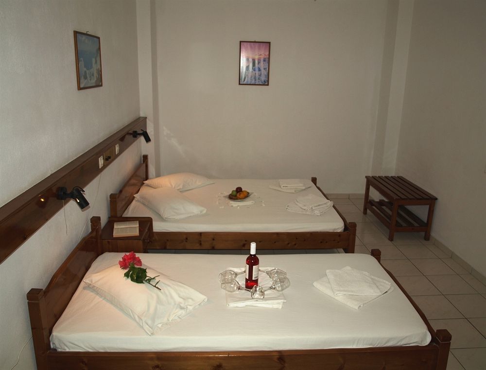 Levante Beach Hotel Kamári Esterno foto