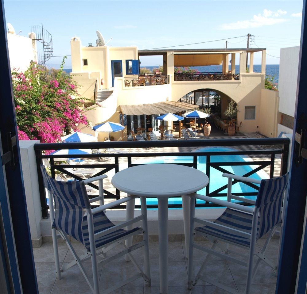 Levante Beach Hotel Kamári Esterno foto