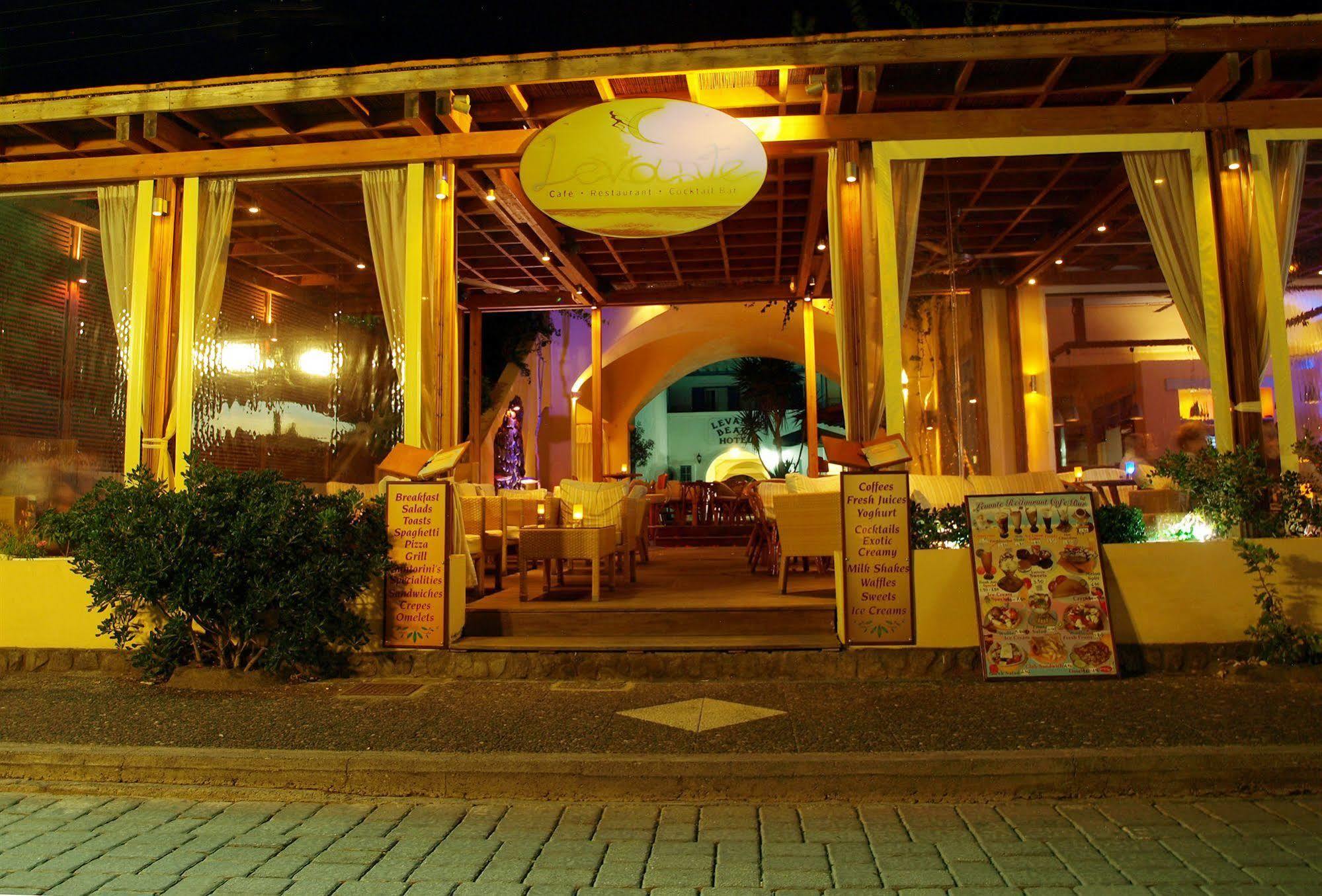 Levante Beach Hotel Kamári Esterno foto